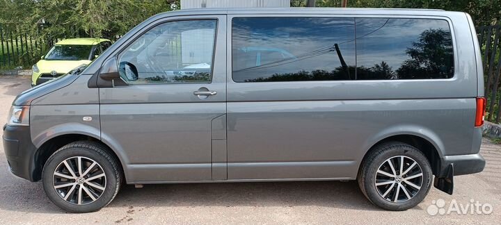 Volkswagen Multivan 2.0 AMT, 2015, 150 000 км