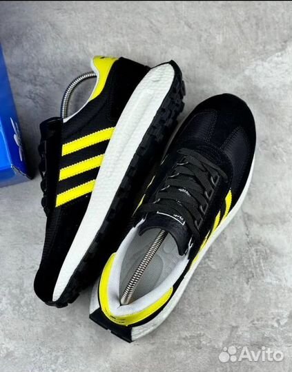 Кроссовки Adidas retropy