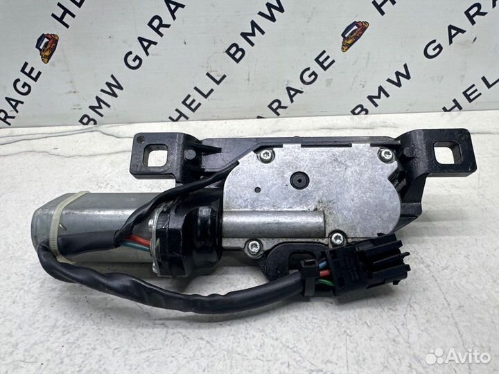 Доводчик багажника Bmw E65 E66