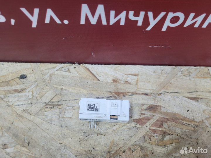 Датчик ремня безопасности Renault Logan