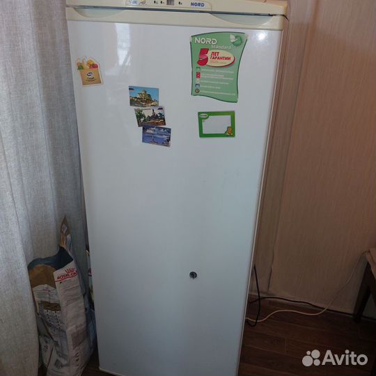 Продам морозильную камеру