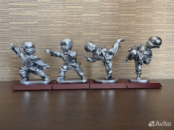 Фигурки шаолиньских монахов коллекционные