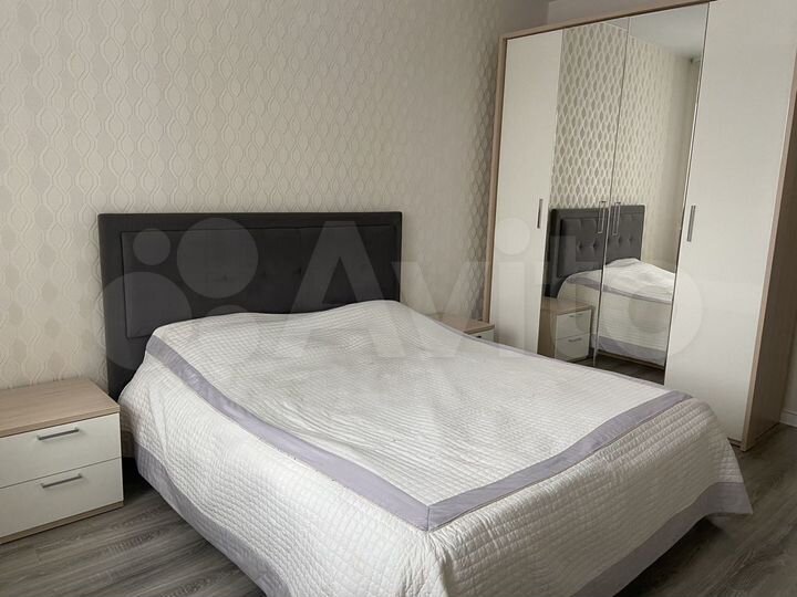 2-к. квартира, 55 м², 4/16 эт.
