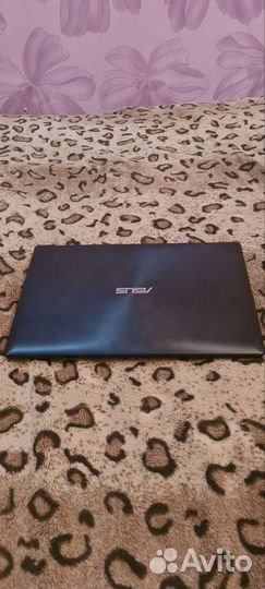 Ноутбук asus