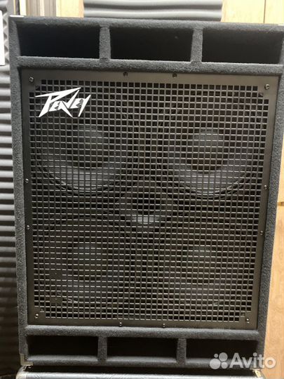 Басовый кабинет Peavey PVH410