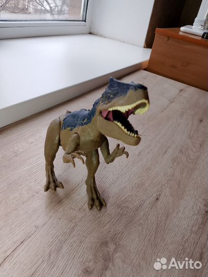 Динозавры jurassic world