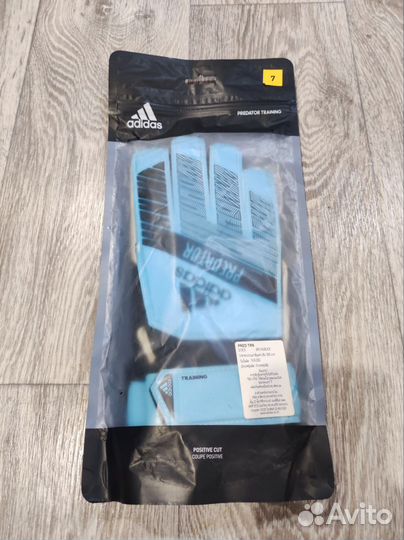 Вратарские перчатки adidas predator training