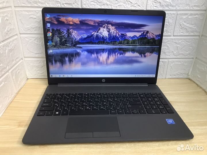 Ноутбук hp новый шустрый для учебы