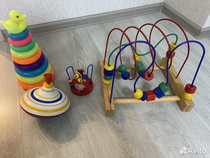 Развивающие игрушки для малышей