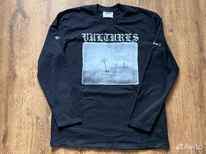 Yeezy vultures x Гоша Рубчинский на руках