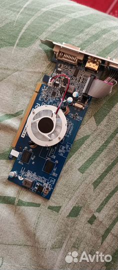 Видеокарта Gigabyte GeForce 8400 ddr2 512 мб