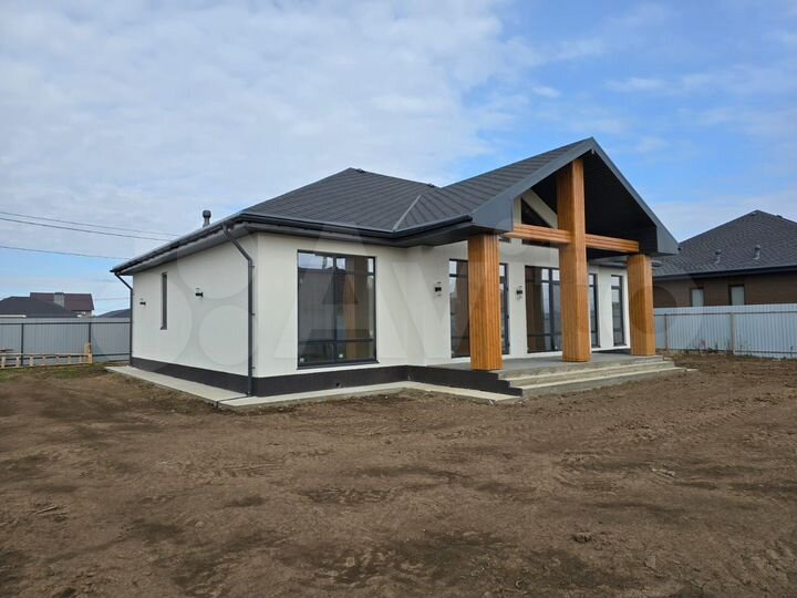 Коттедж 164 м² на участке 8,3 сот.