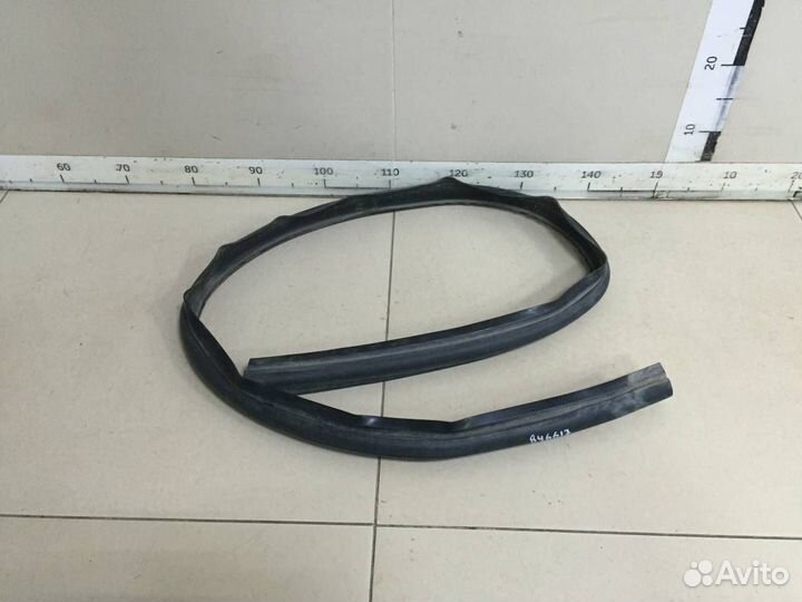 Уплотнитель Наружный Renault Duster 2012