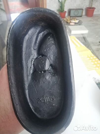 Фигурка собаки чугунная