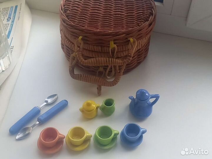 Маленький набор посуды