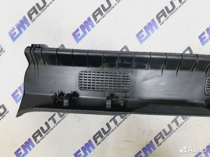 Обшивка задней панели Лада Гранта