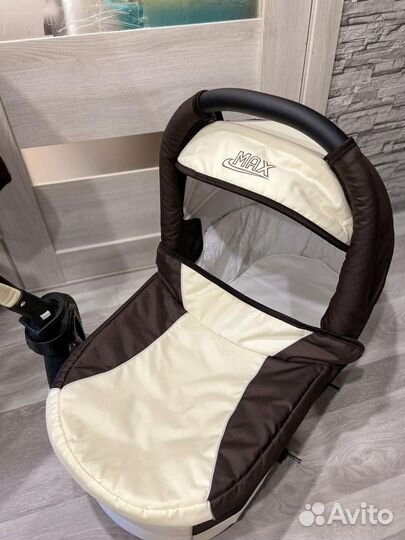 Коляска 3в1+конверт+чехлы+дождевик+москитная сетка