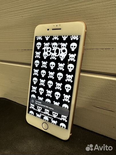 Телефон iPhone 8 plus 64gb