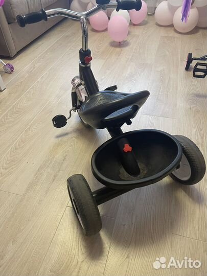 Трехколесный велосипед