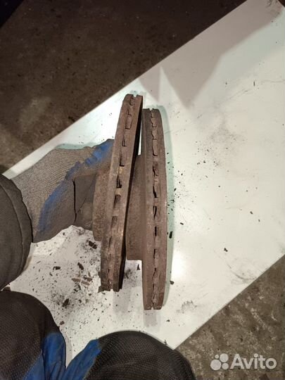 Диски передние вентилируемые Renault Sandero