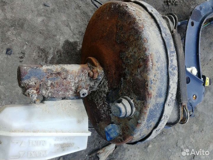 Вакуумник всборе рено меган 1