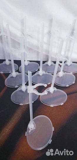 Подставки для кукол (пластик прозрачные)