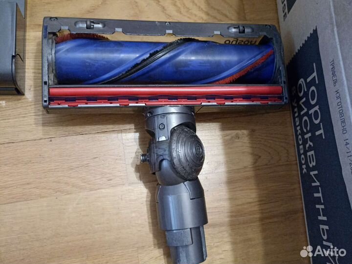 Пылесос Dyson + щетка, на запчасти