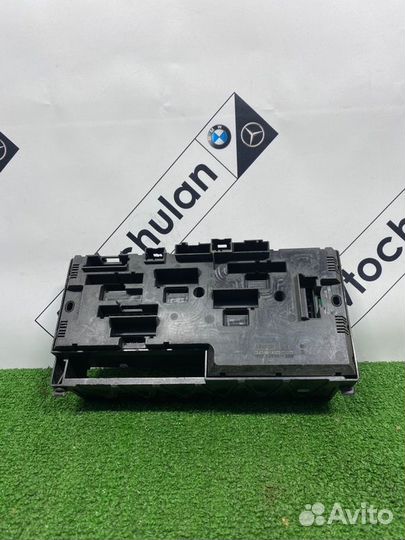 Блок предохранителей передний Bmw 5-Series F10