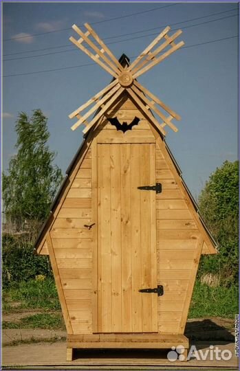 Дачный туалет деревянный IBA