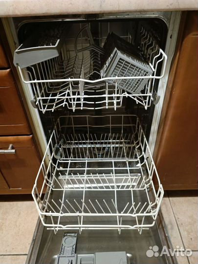 Продаю Б/У посудомоечную машину Bosch