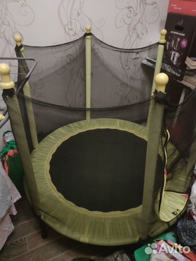 Детский батут с сеткой