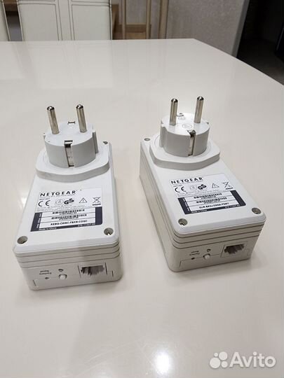 Сетевой адаптер netgear AV 200