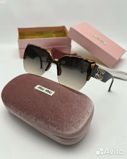 Солнцезащитные очки miu miu