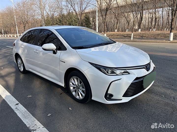 Toyota Corolla 1.8 CVT, 2021, 39 000 км