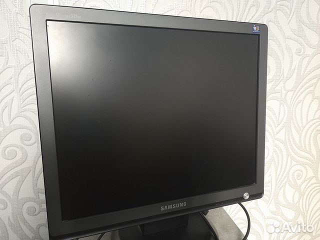 Samsung 931 BF (R) A