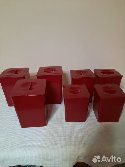 Емкости для сыпучих продуктов