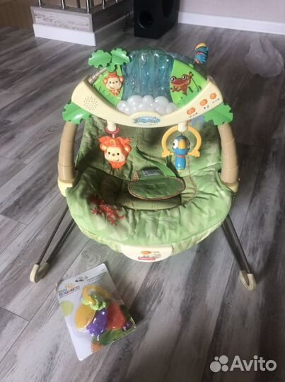 Продам шезлонг Fisher Price