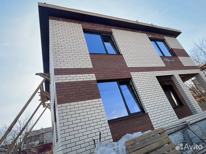 Бригада опытных строителей