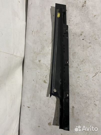 Накладка двери передней левой Audi A4 B8