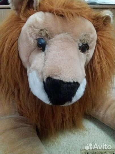 Имягкая игрушка Лев