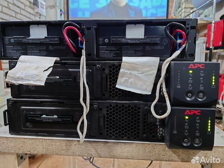 Smart-UPS RT 2000. +Доп АКБ бесперебойное питание