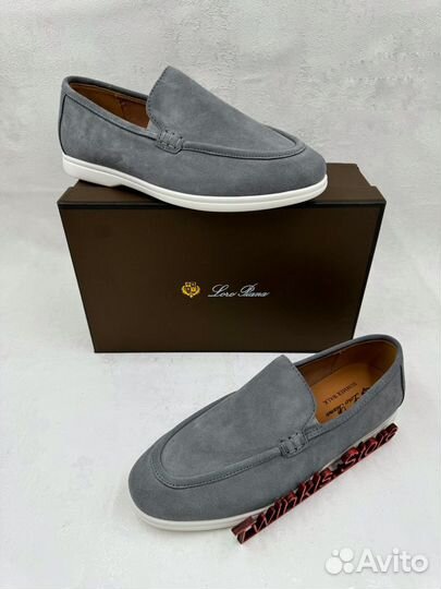 Loro Piana Summer Walk 39 - 44