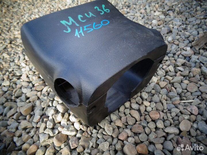 Кожух рулевой колонки Toyota Harrier MCU35