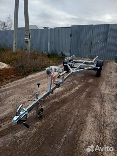 Прицеп лодочный икорец 4.6 м