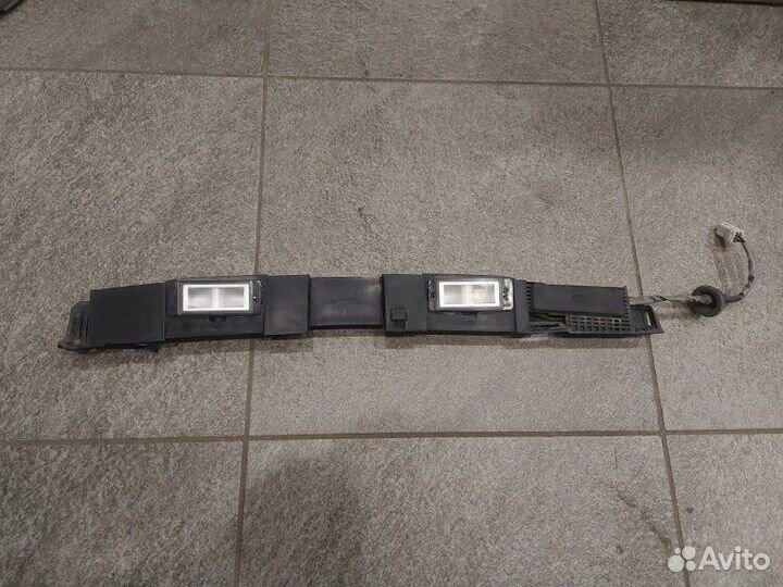 Подсветка номера Hyundai Equus 2012