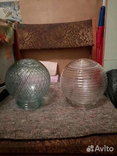 Плафон круглый с резьбой пр-ва СССР