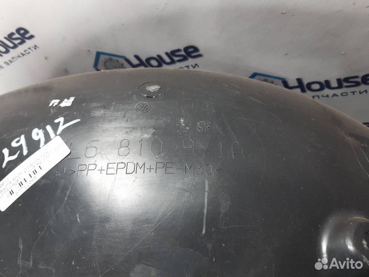 Подкрылок задний левый Volkswagen Touareg 3.0 TDI