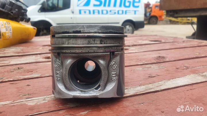 Поршни для двс M9R