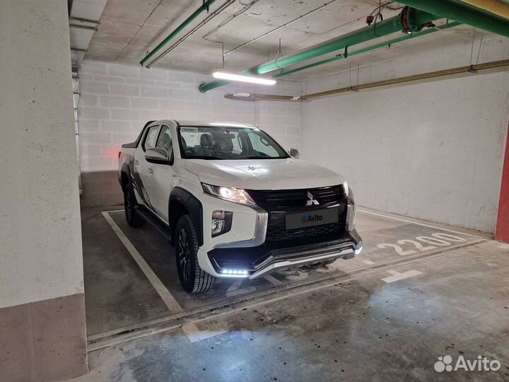 Mitsubishi L200 2.4 МТ, 2022, 15 км