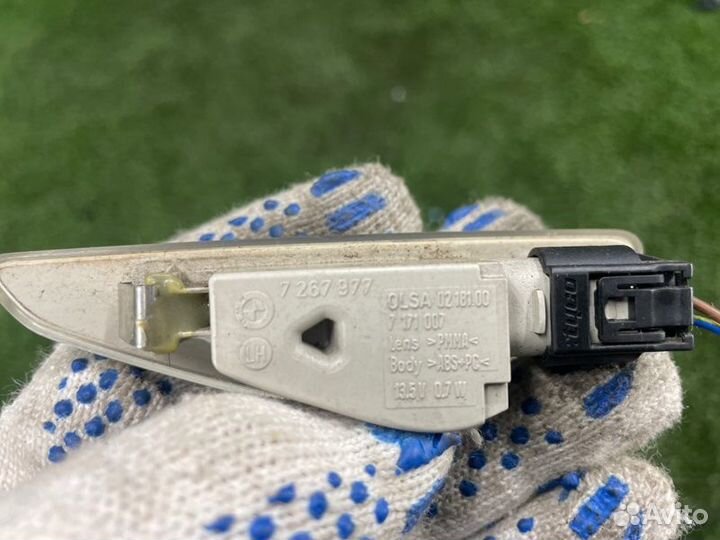 Повторитель поворота в крыло передний левый Bmw X5